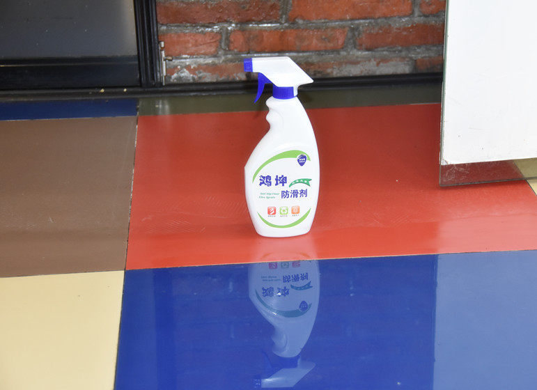 瓷磚地磚防滑施工方案-環(huán)氧地坪漆，水性地坪漆!